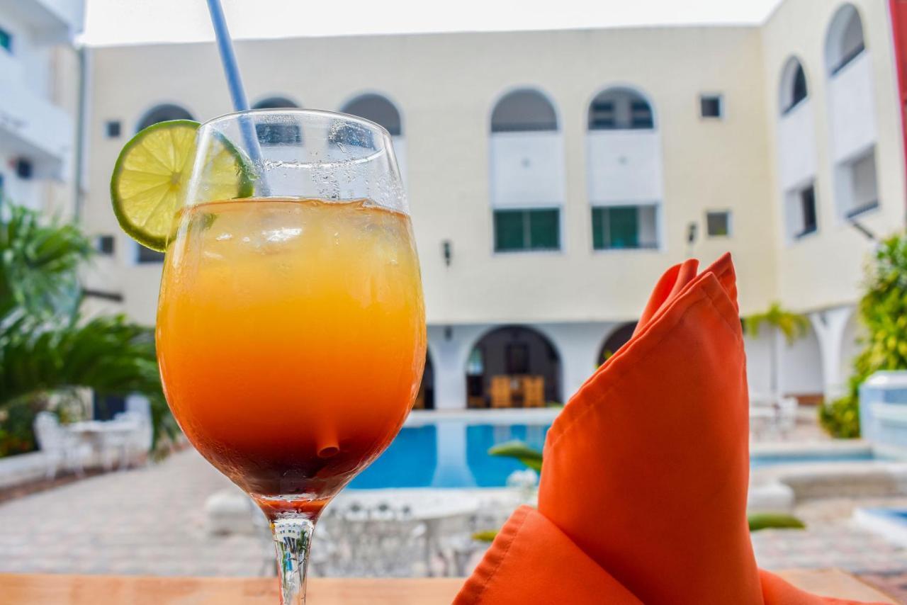 Hotel Maria de Lourdes Cancún Buitenkant foto