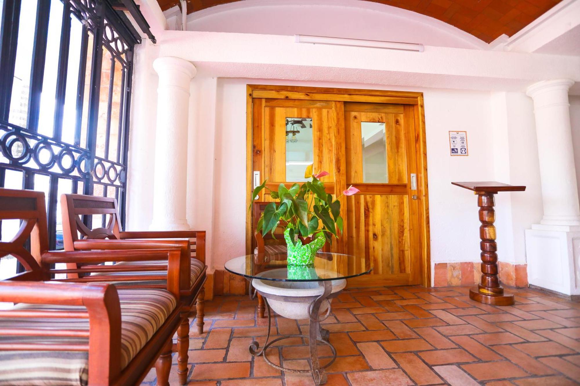 Hotel Maria de Lourdes Cancún Buitenkant foto