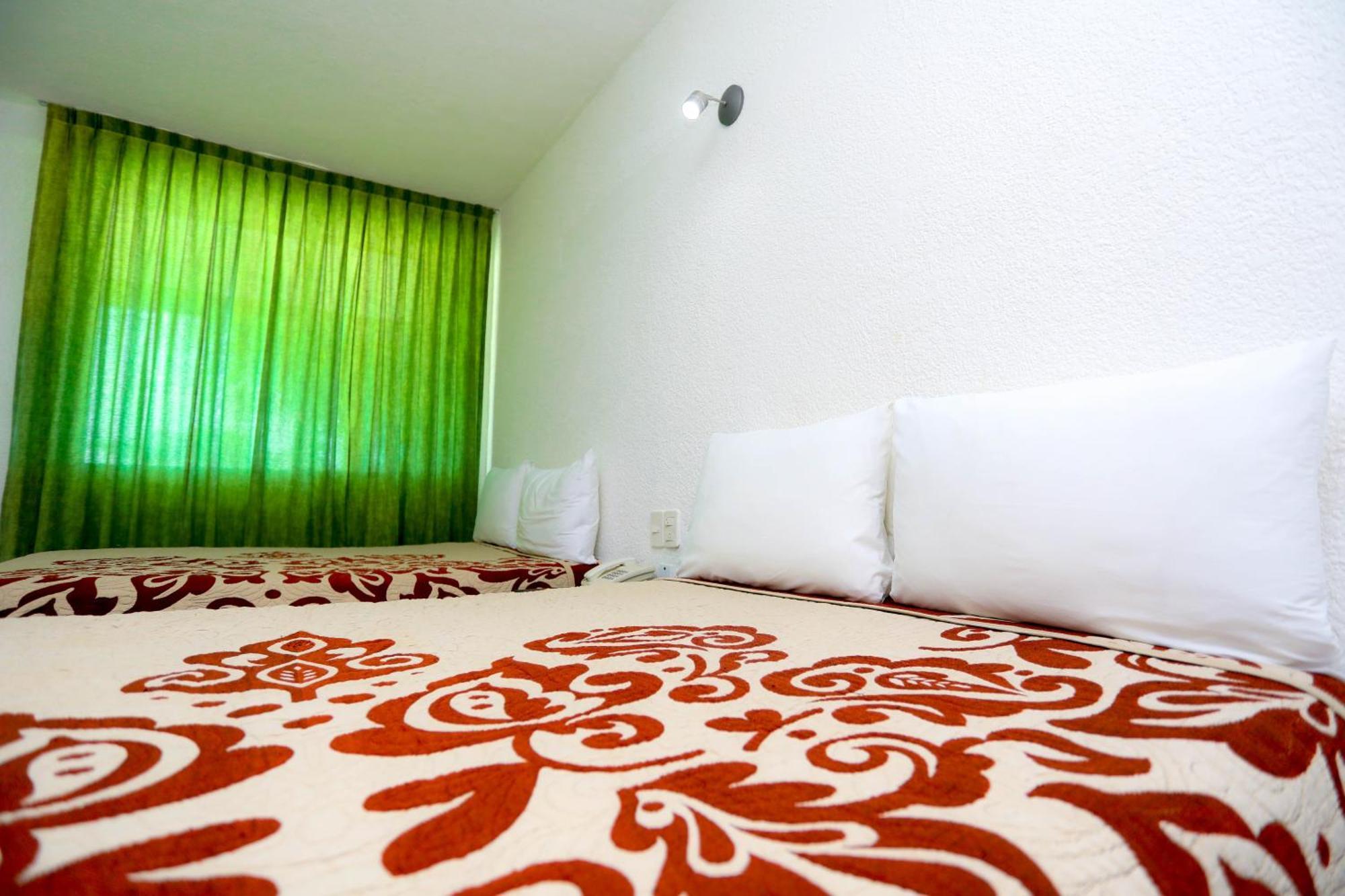 Hotel Maria de Lourdes Cancún Buitenkant foto