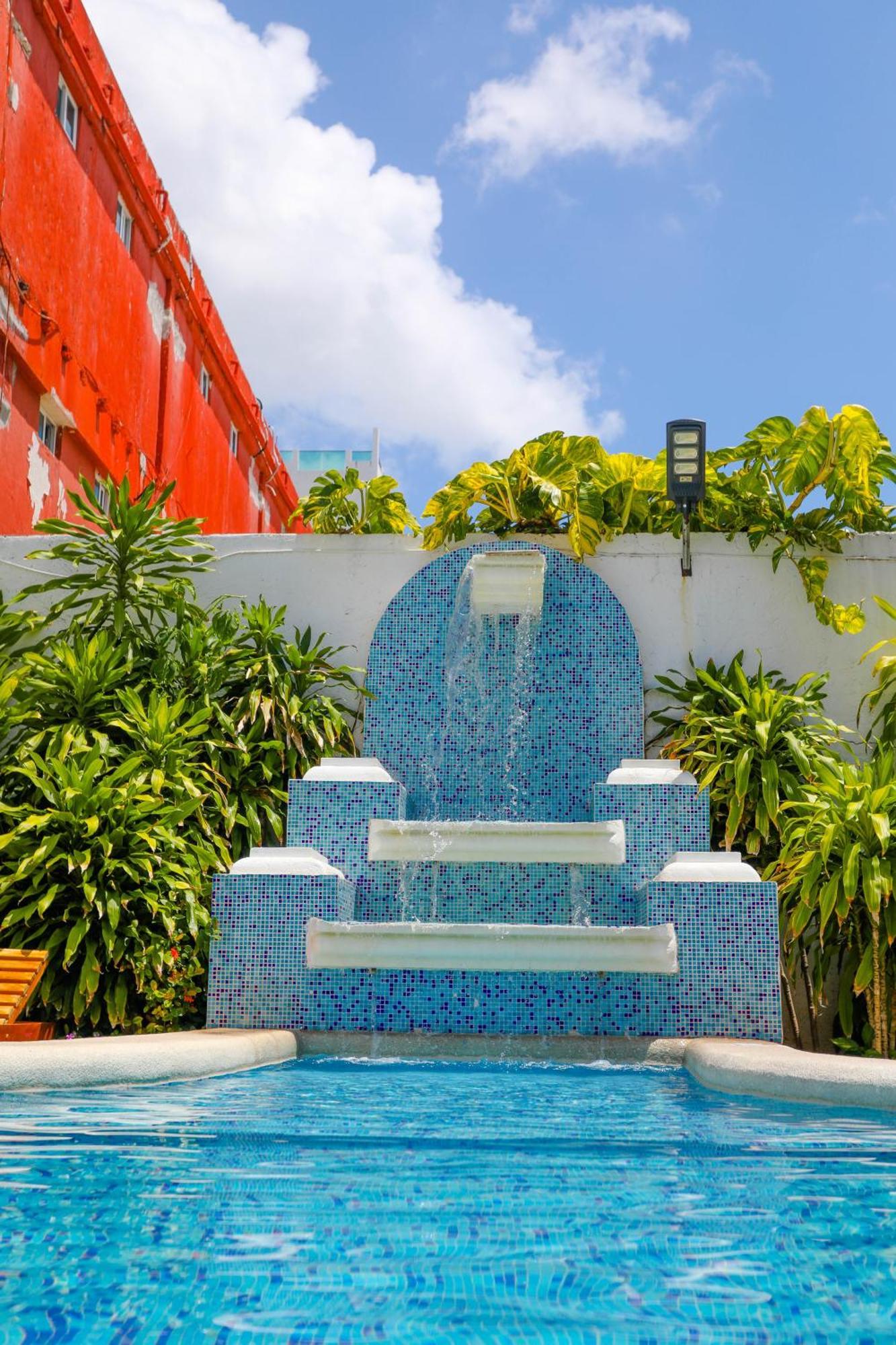 Hotel Maria de Lourdes Cancún Buitenkant foto